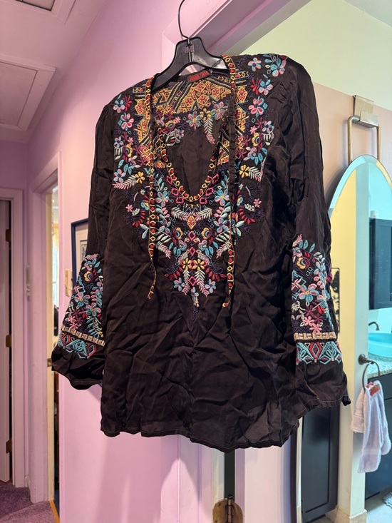 Johnny Was Tops - Johnny Was Size L Black Embroidered V-Neck Tunic with Multi-Color Floral Detail